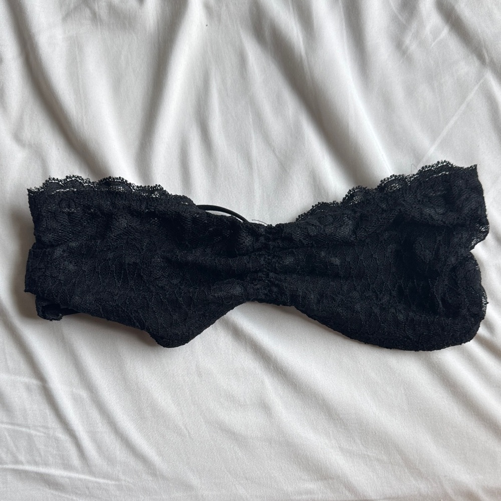Free People Black Lace Strapless Bandeau Bralette